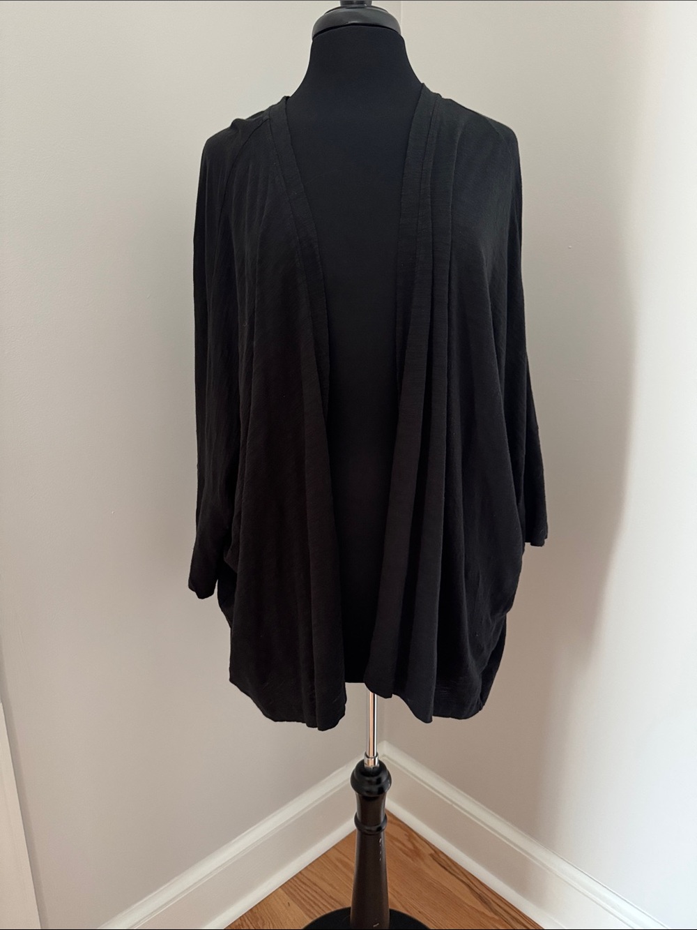 Van Winkle & Co Relaxed Open-Front Black Jersey Cardigan EUC Size M